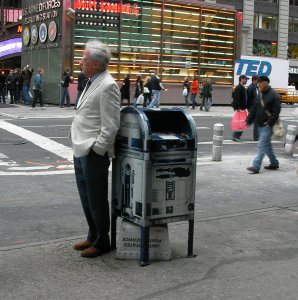 R2D2 star wars mailbox in Manhatten